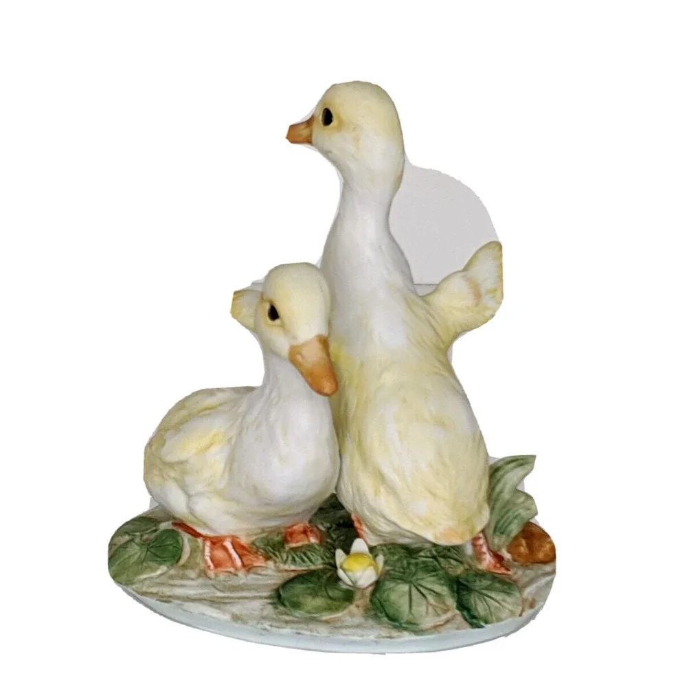 HOMCO Baby Ducks Ducklings Porcelain Masterpiece Collection Figure 1982 …